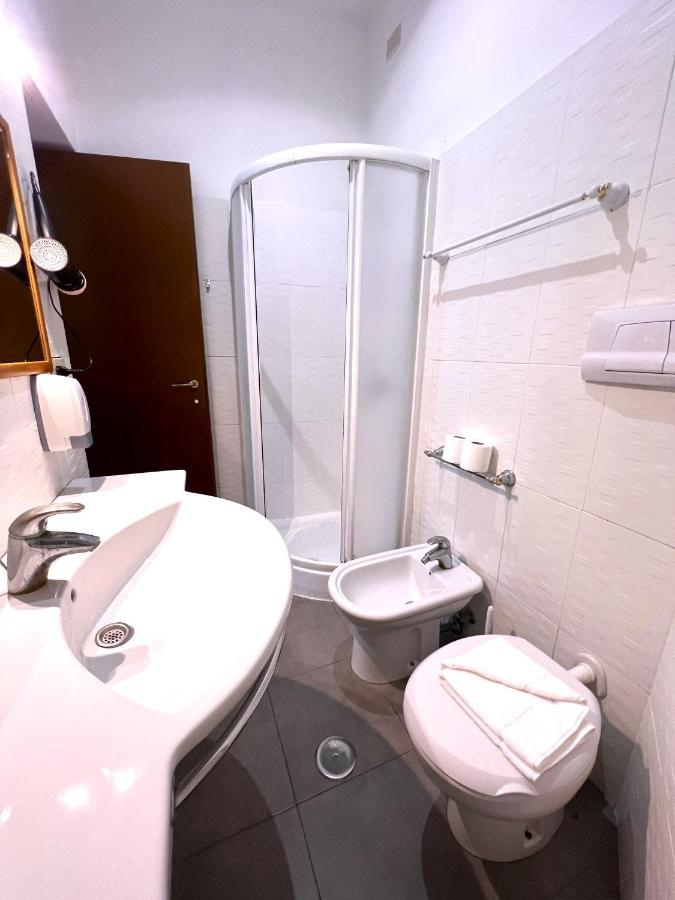 Booking Inn Settembre 95 Рим Экстерьер фото